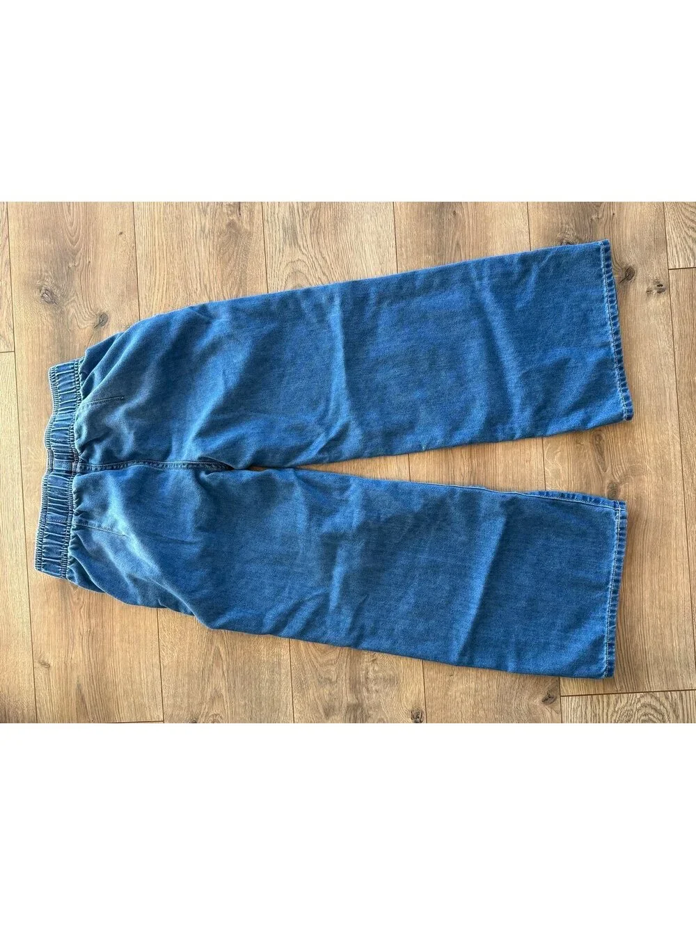 Wide leg jeans